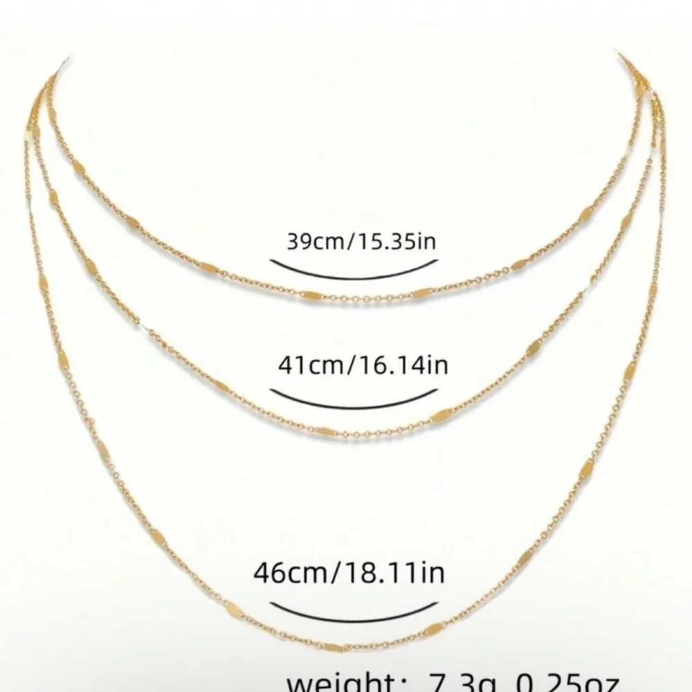 Gold 1pc Layered Chain Necklace - Picture 3 of 3